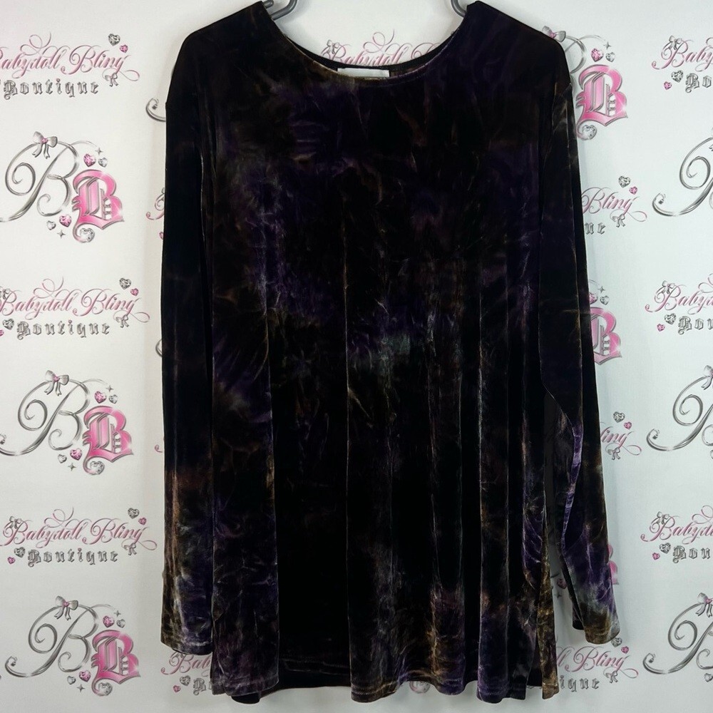 Chagall long sleeve tie dye soft Chic Velvet Long Sleeve Top in Purple and Brown